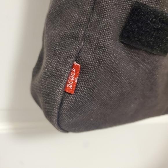 Augur Strauss & Co. Distressed Canvas with leather trim Messenger Bag - Picture 9 of 15